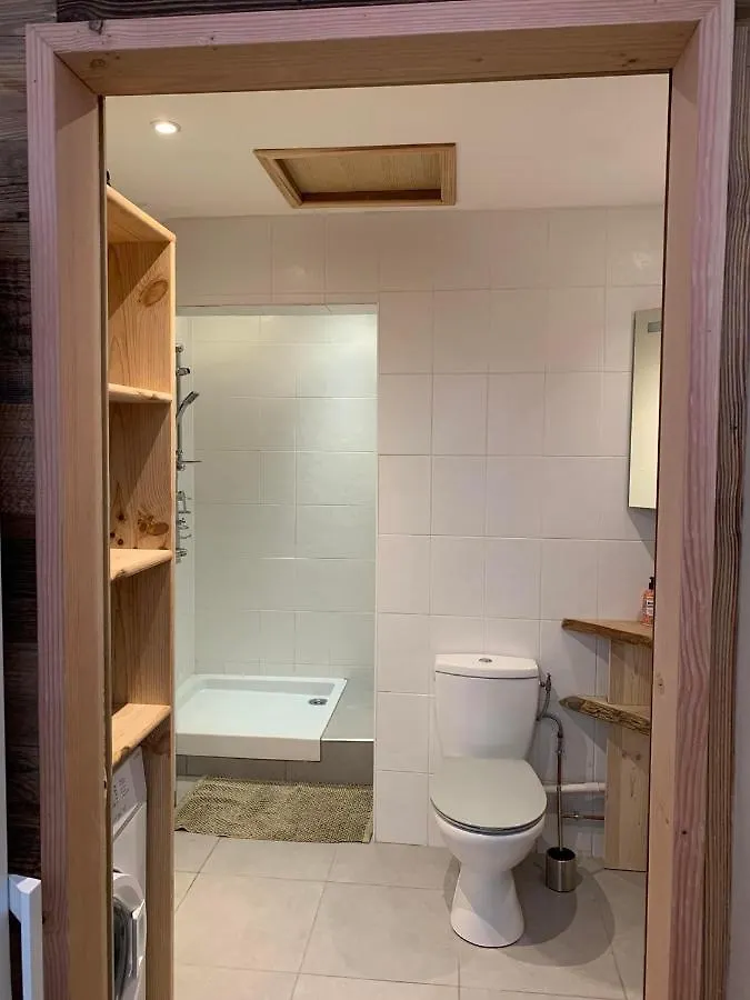 Appartement avec extérieur La Giettaz domaine skiable Megeve Combloux La Giettaz navette gratuite et télésiège à 2km France