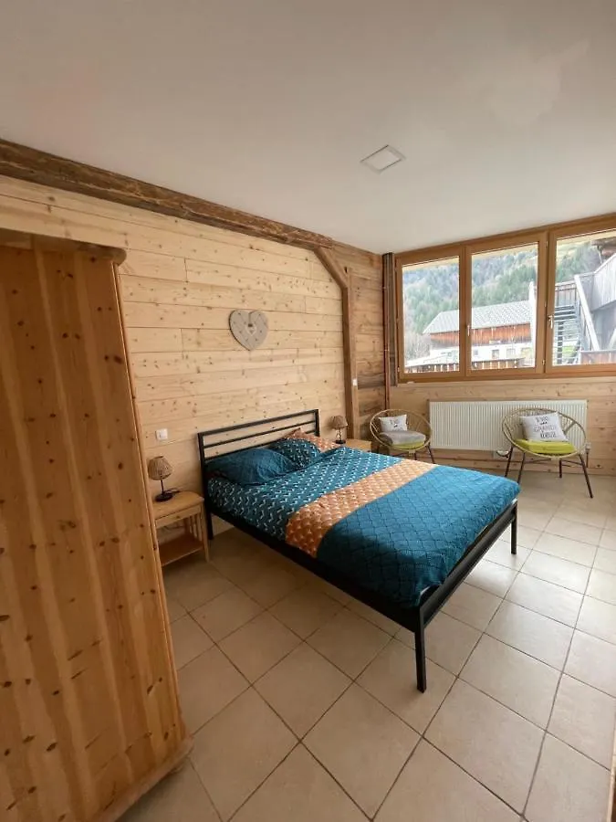 Appartement avec extérieur La Giettaz domaine skiable Megeve Combloux La Giettaz navette gratuite et télésiège à 2km 0*,